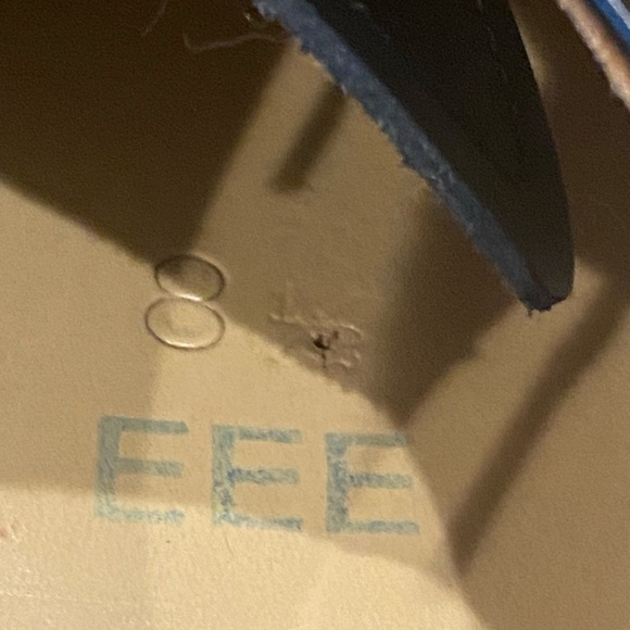 Dayton Oxford leather shoes BRAND NEW size 8.5 EEE which fits size 10 US - Picture 4 of 8